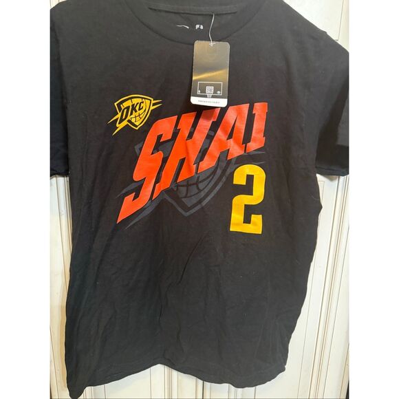 Stadium Essentials Unisex NBA OKC Thunder Shai Gilgeous T-shirt Black Large NWT - Picture 2 of 9